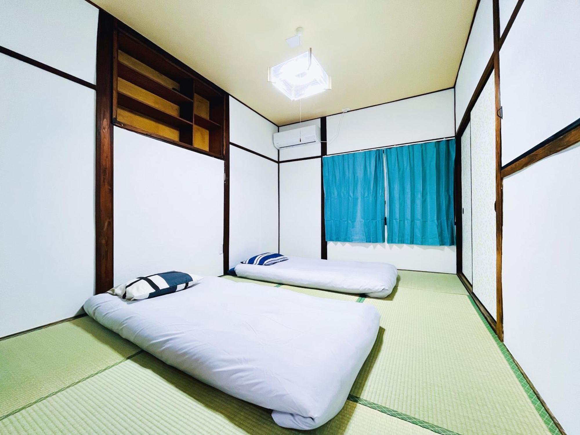 難波心斎橋10Minutes民宿2号室 Ōsaka Extérieur photo