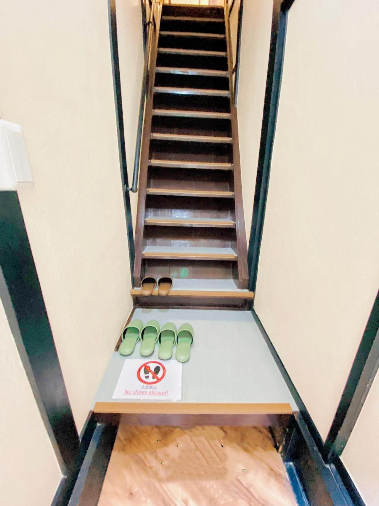 難波心斎橋10Minutes民宿2号室 Ōsaka Extérieur photo